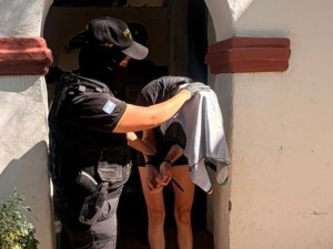 San Marcos Sierras: detuvieron a una mujer que vendía droga frente a una escuela