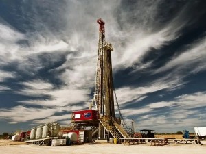 Récord histórico de petróleo: la producción superó los 868 mil barriles diarios en diciembre