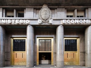 Gobierno evalúa decreto para reasignar partidas de discapacidad y universidades tras fallo judicial