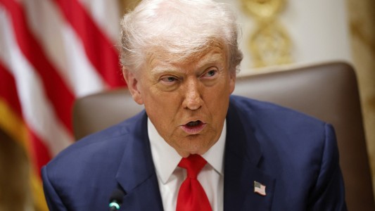 Trump anunció que Venezuela entregará hasta 50 millones de barriles de petróleo a EE.UU.