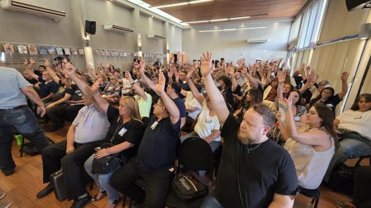 UEPC anunció un paro docente de 48 horas tras rechazar la oferta salarial del Gobierno