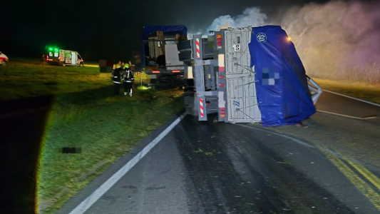 Fatal accidente en ruta 35: murió una mujer tras chocar contra un camión en el sur provincial