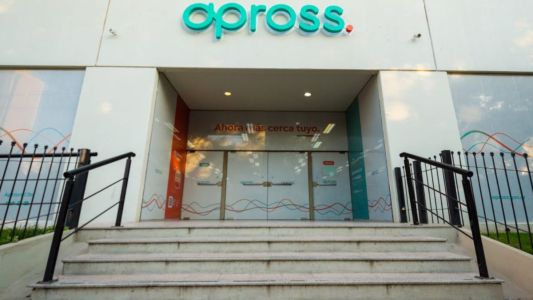 Detuvieron a dos oncólogos por millonario fraude en la obra social provincial