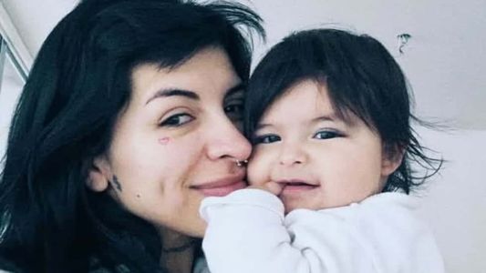 Qué propone la “Ley Cazzu”: el proyecto que busca limitar a padres incumplidores