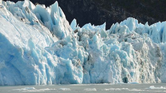 Ley de Glaciares: el oficialismo limita las audiencias públicas a 400 oradores