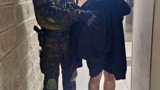 Barrio Centro: allanamientos, detención y cierre de un punto de venta de drogas