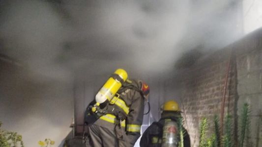 Barrio Alberdi: un hombre murió en un incendio en su vivienda durante la madrugada