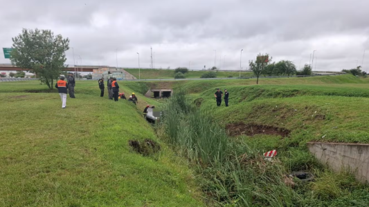 Accidente fatal: murió un joven de 26 años tras despistar, chocar y volcar su vehículo
