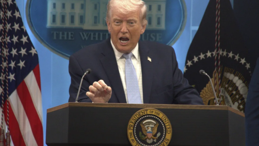 Trump analiza extender el plazo a Irán tras una propuesta de Pakistán en plena tensión