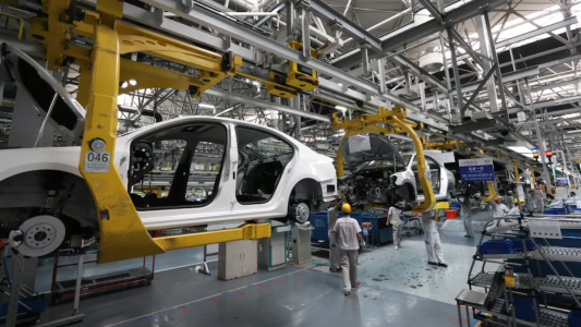 La actividad económica cayó 2,6% en febrero y cortó dos meses consecutivos de suba