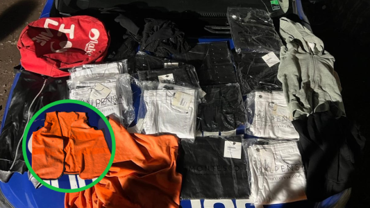 Detuvieron a un naranjita tras un robo en el Cerro de las Rosas: recuperaron toda la mercadería