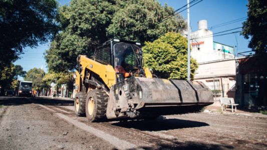 Avanza la rehabilitación con asfalto en calle Mariano Fragueiro en la ciudad