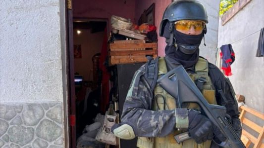 Detienen a una mujer que vendía droga frente a un merendero en Córdoba