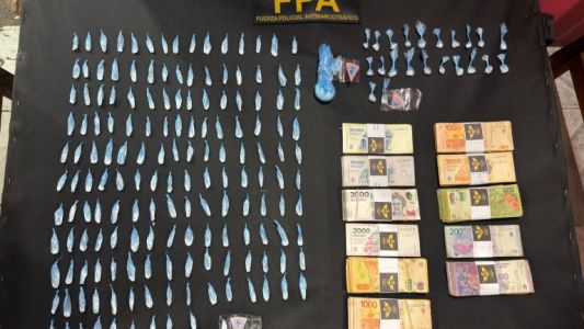 Desbarataron un punto de venta de drogas y detuvieron a una mujer de 46 años