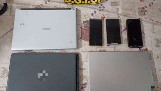 Operativo en Córdoba y Santa Fe: detienen a un hombre y secuestran armas en una causa por robo calificado