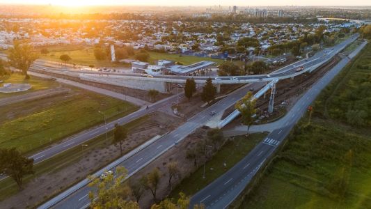 Llaryora inauguró el altonivel de Valle Escondido y agiliza el tránsito en Córdoba