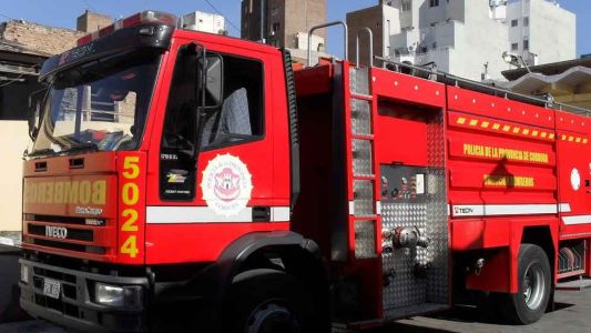 Controlan un principio de incendio en un edificio de Nueva Córdoba