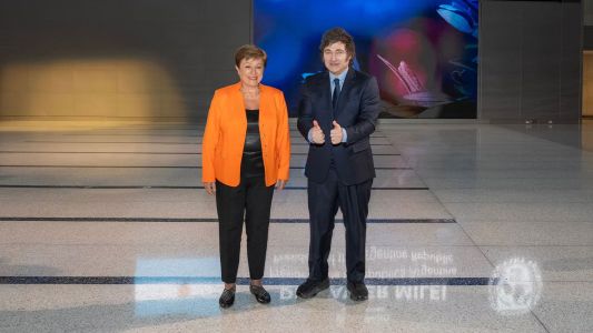 Acuerdo con el FMI: Argentina negocia un préstamo por USD 20.000 millones