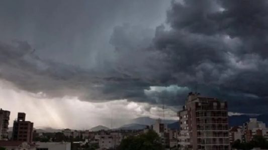Tormentas intensas en Córdoba: rige alerta por lluvias y posible caída de granizo