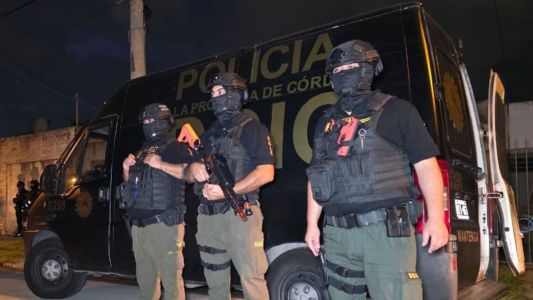 Córdoba: imputan a dos adolescentes por amenazas en más de 50 escuelas