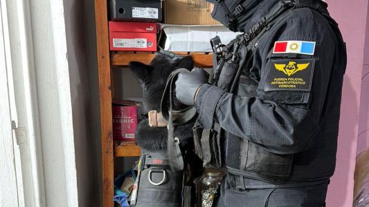 Pareja que comercializar estupefacientes quedó detenida en Estación Juarez Celam