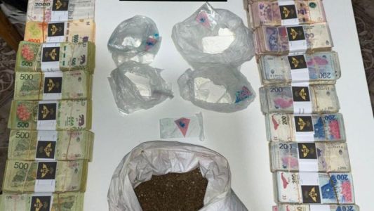 Desbaratan un búnker narco en Colonia Lola: cuatro detenidos y más de 2.000 dosis de droga secuestradas
