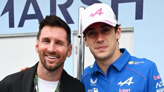 Lionel Messi visitó a Colapinto en el paddock de Miami y se robó todas las miradas