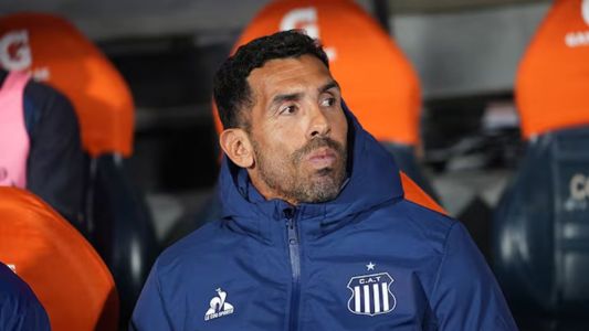 Carlos Tevez deja de ser el técnico de Talleres tras la eliminación en el clásico