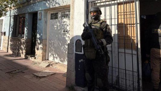 Cayó una mujer de 73 años por vender drogas en una vivienda de B° Villa Páez