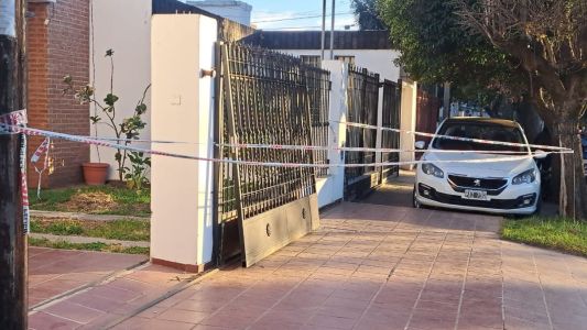 Tragedia en Córdoba: una nena de 5 años murió al caerle un portón de hierro
