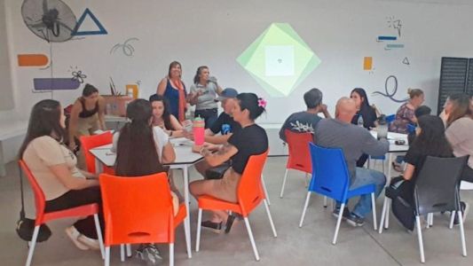 Córdoba impulsa 250 rondas de diálogo con familias para fortalecer la educación