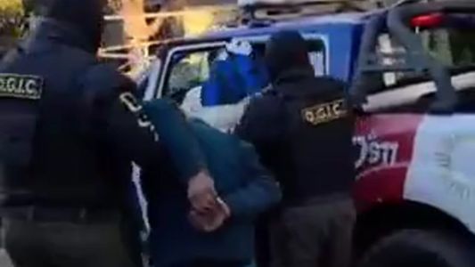 Córdoba: detuvieron a dos hombres, secuestraron droga y vehículos tras allanamientos