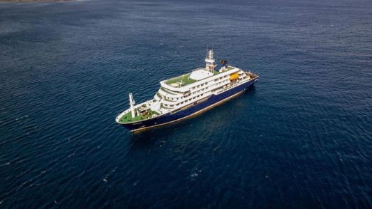 España prepara un cordón sanitario ante la llegada del crucero con hantavirus