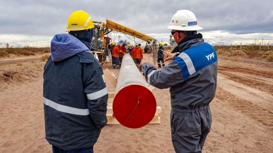 YPF invertirá 25.000 millones de dólares en Vaca Muerta con el proyecto LLL Oil