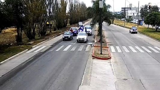 Villa María: limpiavidrios detenido por arrojar piedras a vehículos y generar daños