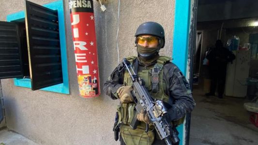 Golpe al narcomenudeo en La Calera: cinco detenidos, droga, dinero y municiones secuestradas