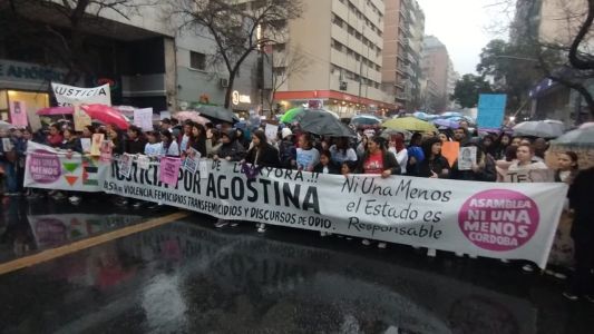 Ni Una Menos: el abuelo de Agostina Vega encabeza la marcha y pide justicia