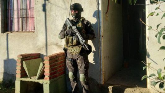 Desarticulan punto de venta de drogas en San Carlos Minas tras un operativo de la FPA