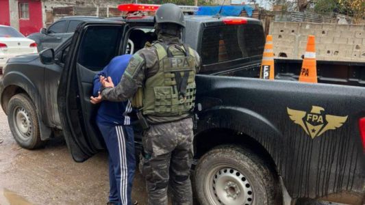 Desbaratan seis puntos de venta de droga en Bell Ville y detienen a tres personas