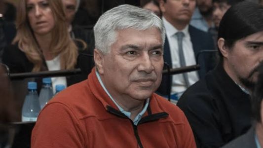 Lázaro Báez fue internado de urgencia por un cuadro severo de pulmonía