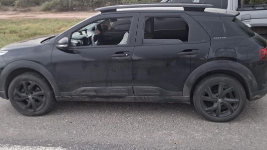 Detuvieron a un hombre con cocaína, 74 mil dólares y más de un millón de pesos en un control vial