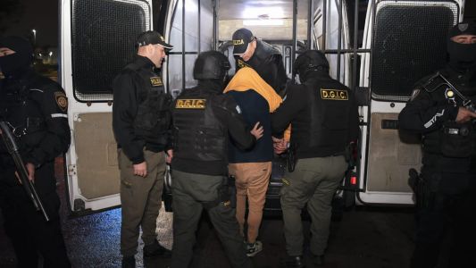 Amplio operativo policial en Córdoba: 16 detenidos tras 40 allanamientos simultáneos