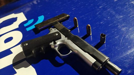 Barrio Ampliación San Pablo: detuvieron a un hombre y recuperaron un vehículo tras un operativo policial