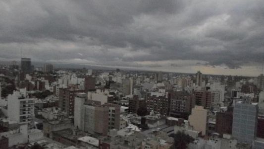 Clima en Córdoba: niebla durante la mañana y cielo cubierto el resto del día