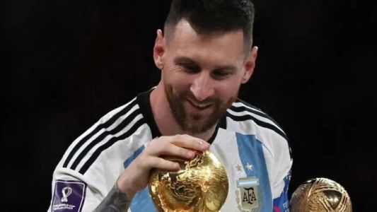 El espíritu mundialista se vive en el Cabildo con fotos de la Selección en Qatar 2022