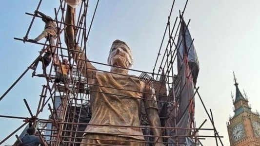 India se prepara para la llegada de Messi en la gira GOAT Tour 2025 con una estatua gigante