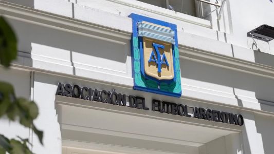 La Justicia investiga presuntas entregas de dinero en efectivo vinculadas a la AFA