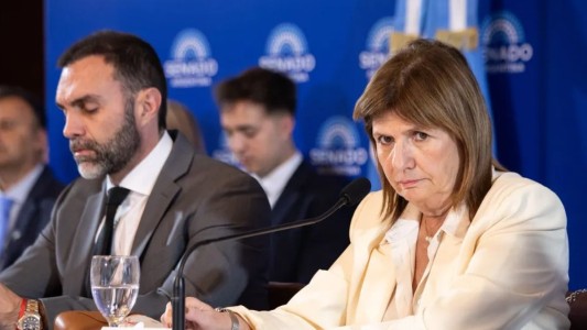 Bullrich inicia negociaciones en el Senado para aprobar la reforma laboral