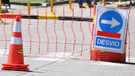 Tránsito interrumpido en Bv. Los Granaderos por obras de bacheo desde este viernes