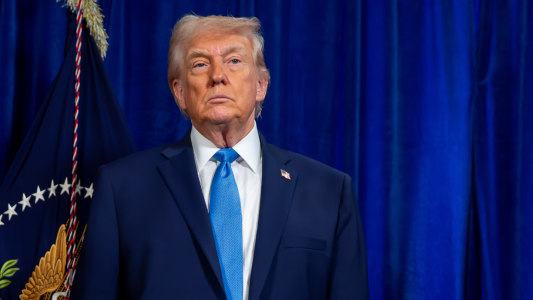 Trump anunció el corte del envío de petróleo venezolano y fondos financieros a Cuba